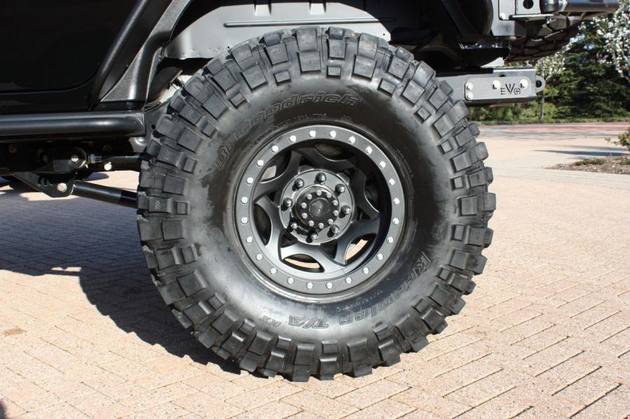  Jeep Wrangler Apache Concept 2012 года  (фото 8 из 30)